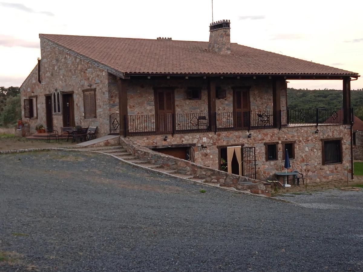 Casa Rural Camino Del Alentejo La Codosera Exterior foto